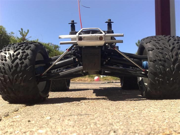 Bil Revo 3.3 billede 20