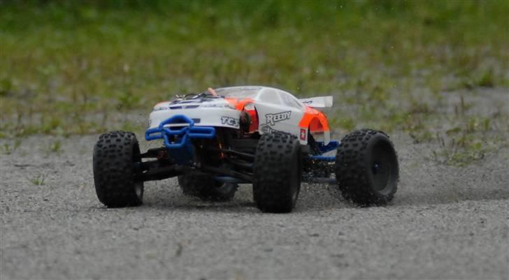 Bil E-Maxx billede 12