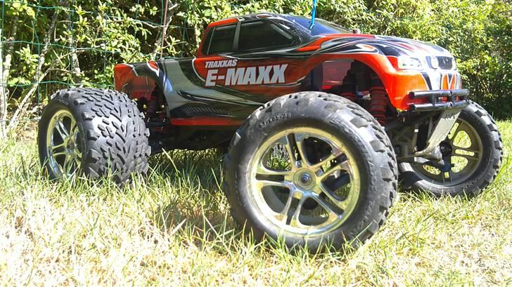 Truck E-maxx brushless *SOLGT* billede 2