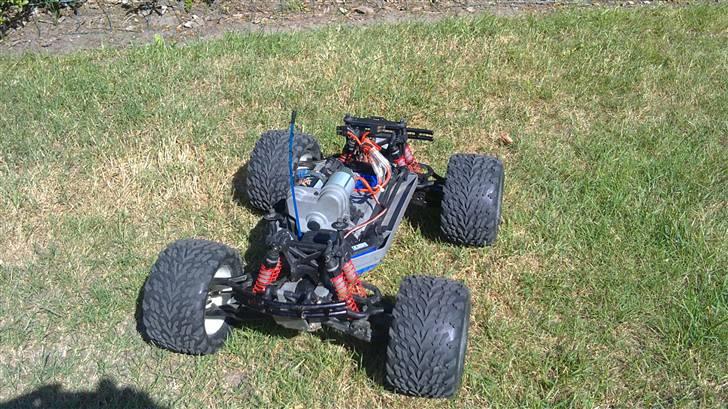 Truck E-maxx brushless *SOLGT* billede 6