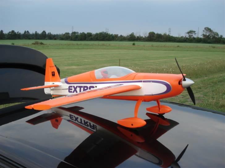 Fly Extra 300 brushless (solgt) billede 5