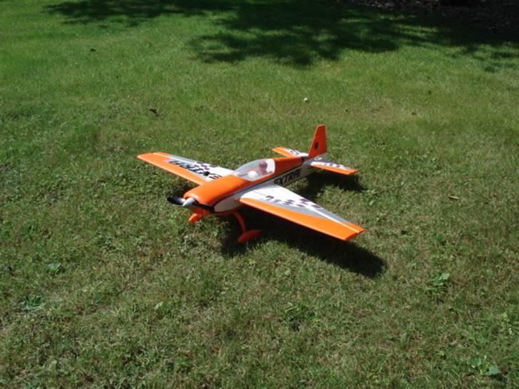 Fly Extra 300 brushless (solgt) billede 10