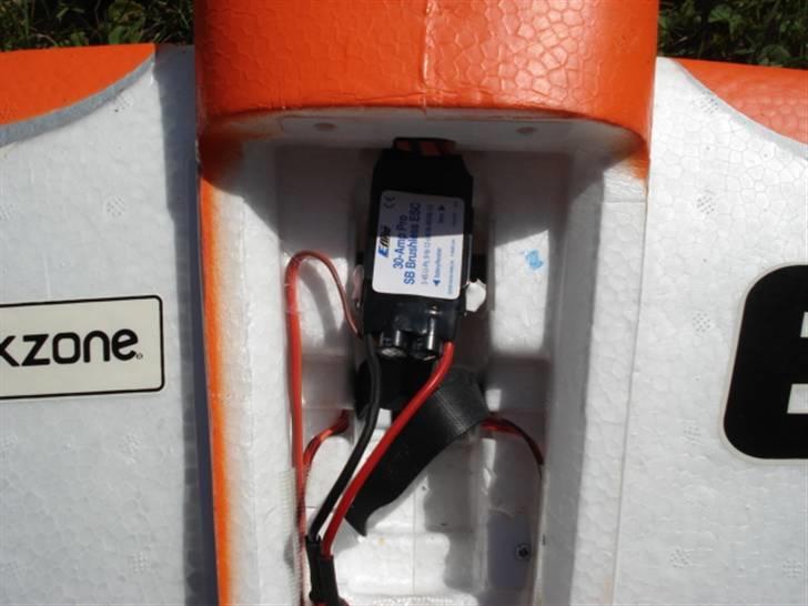 Fly Extra 300 brushless (solgt) billede 14
