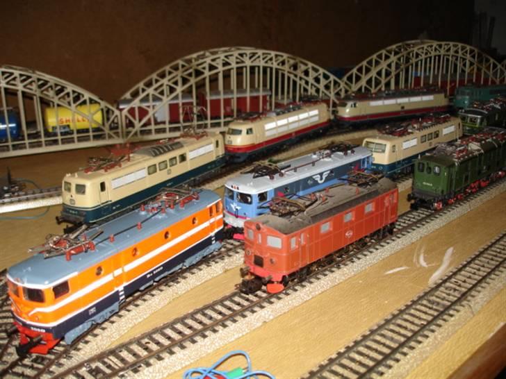 Tog Märklin - En del af Elokoparaden.3x Sj,5x DB billede 5