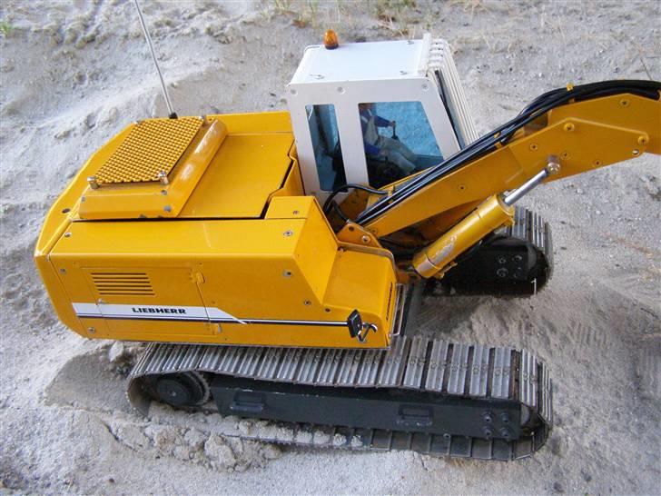 Maskiner Liebherr 922 billede 2