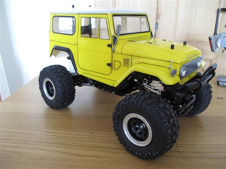 Off-Roader Tamiya CR-01 FJ40 #58405 billede 3