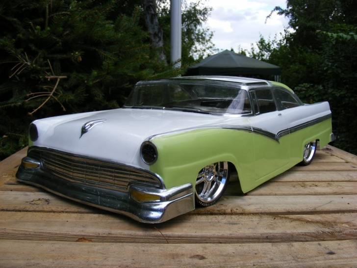 Bil Victoria Crown Fairlane billede 1