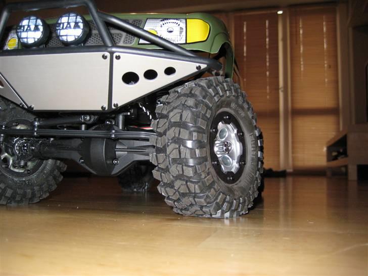 Off-Roader Axial SCX10 billede 1