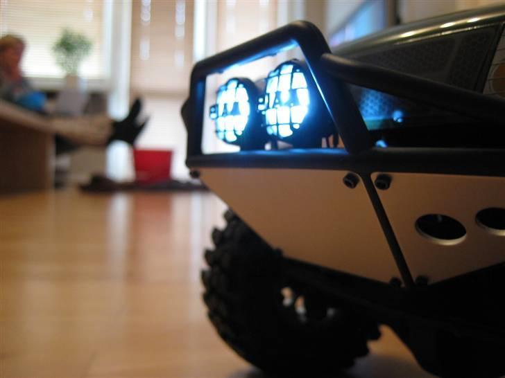 Off-Roader Axial SCX10 billede 2