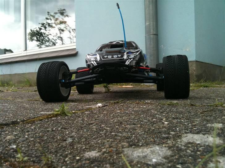 Bil Jato 3.3 billede 1