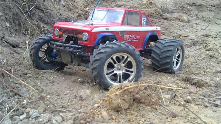Truck E-maxx brushless *SOLGT* billede 16