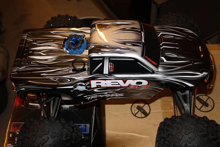 Off-Roader Traxxas - Revo 3.3 billede 1