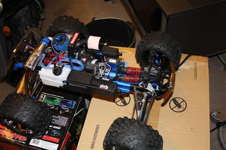 Off-Roader Traxxas - Revo 3.3 billede 7