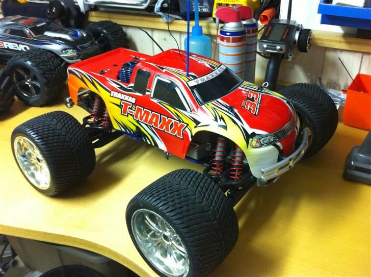 Bil T-MAXX 4909 (SOLGT) billede 1