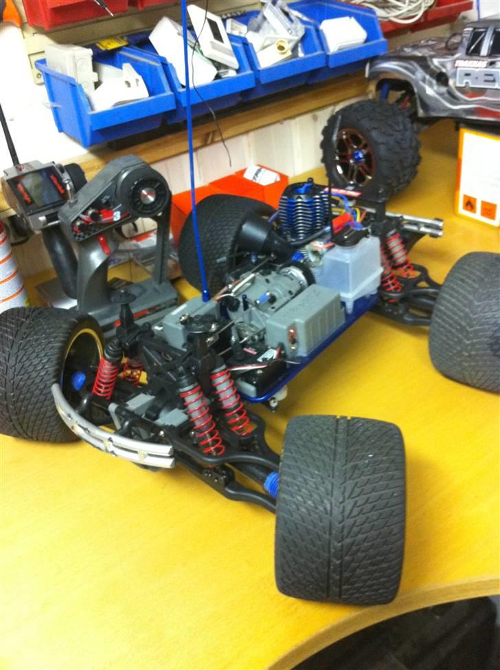 Bil T-MAXX 4909 (SOLGT) billede 4