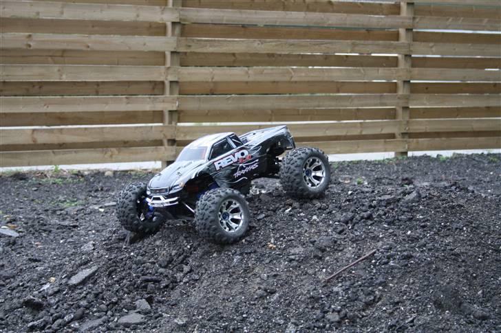 Off-Roader Traxxas - Revo 3.3 billede 16