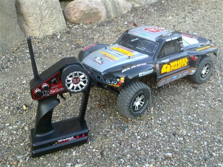 Bil -Traxxas Slash 2WD 2,4GHz billede 2