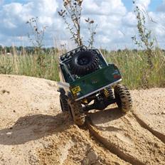 Off-Roader Axial AX-10