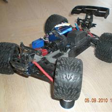 Off-Roader E-Revo vxl