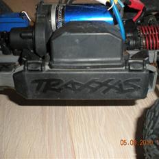 Off-Roader E-Revo vxl