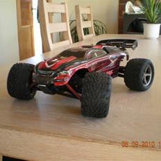 Off-Roader E-Revo vxl