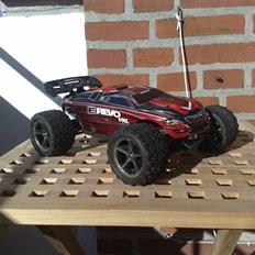 Off-Roader E-Revo vxl