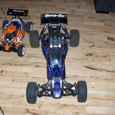 Off-Roader HPI baja 5B