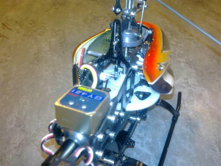 Helikopter B.E.A.M. E4 (SOLGT) billede 4