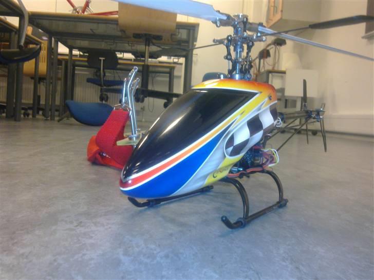 Helikopter B.E.A.M. E4 (SOLGT) billede 6