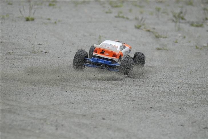 Bil E-Maxx billede 17