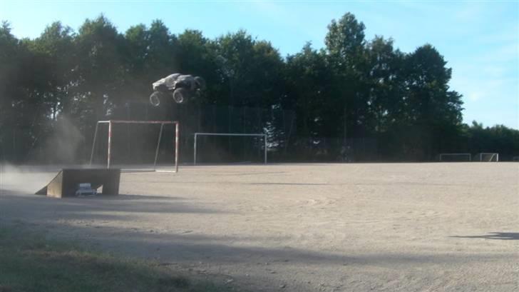 Off-Roader HPI Savage 2350 flux billede 16