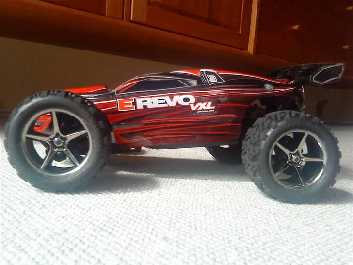 Truck  E-revo 1/16 vxl (Byttet) billede 1