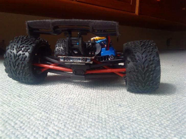 Truck  E-revo 1/16 vxl (Byttet) billede 4