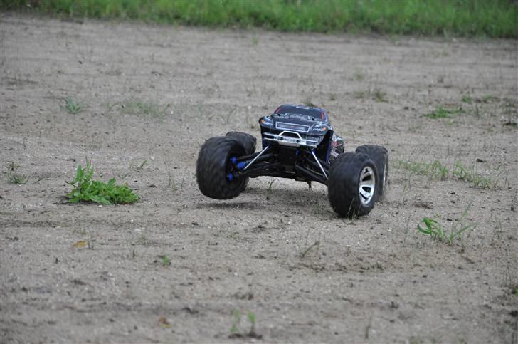 Off-Roader Traxxas Revo 3,3 09' billede 8