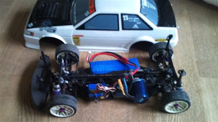 Bil xray t2 billede 2