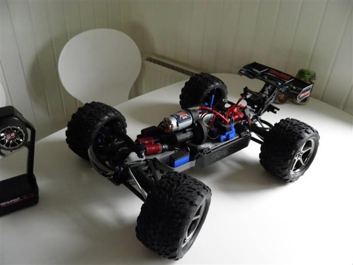 Off-Roader E-Revo solgt billede 9