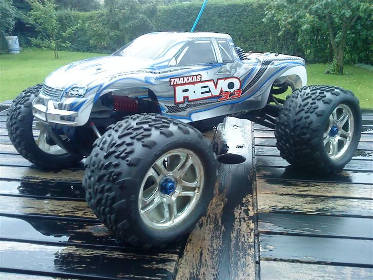 Off-Roader Traxxas revo 3,3 billede 1
