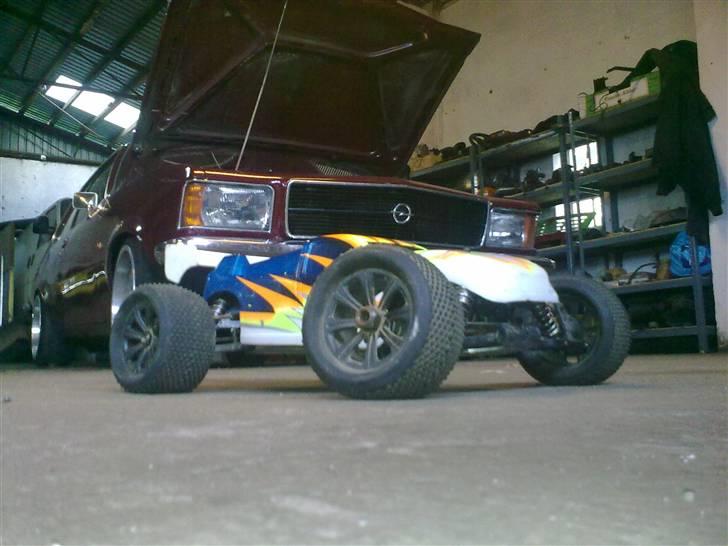 Bil NRT-3 RTR Nitro Truggy billede 3