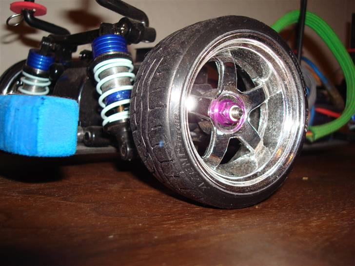 Bil Tamiya TT01D Weld Solgt billede 12