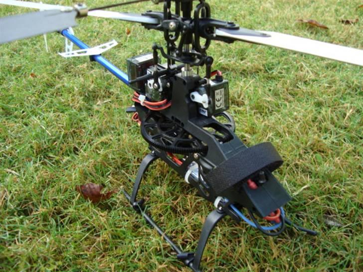 Helikopter Blade SR  (solgt) billede 6