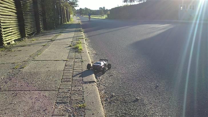 Truck Traxxas E-revo 1/16 VXL billede 8