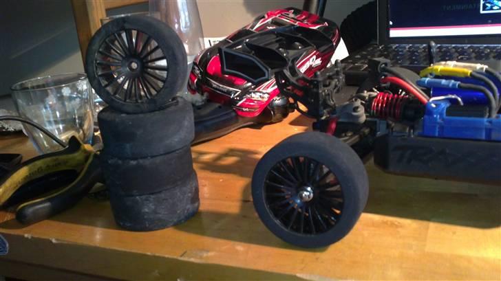 Truck Traxxas E-revo 1/16 VXL billede 15