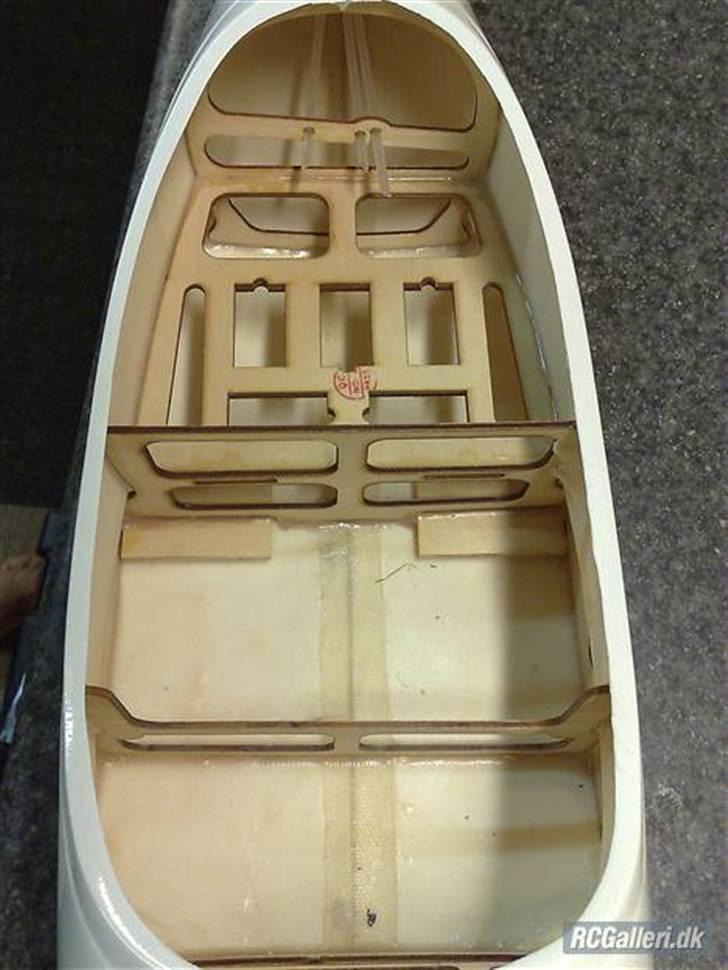 Fly Aquila AT01 R.I.P - Helt tomt krop bygget af glasfiber billede 5