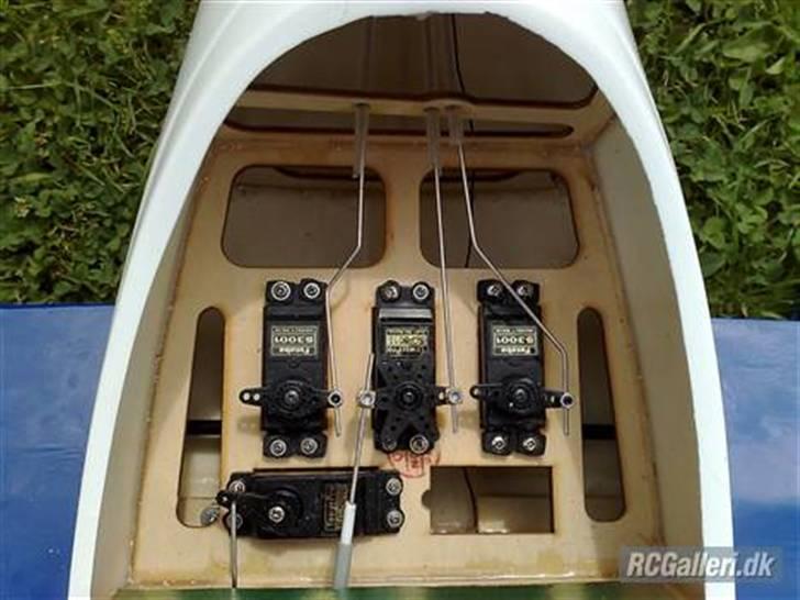 Fly Aquila AT01 R.I.P - Hele rc set up´et billede 7