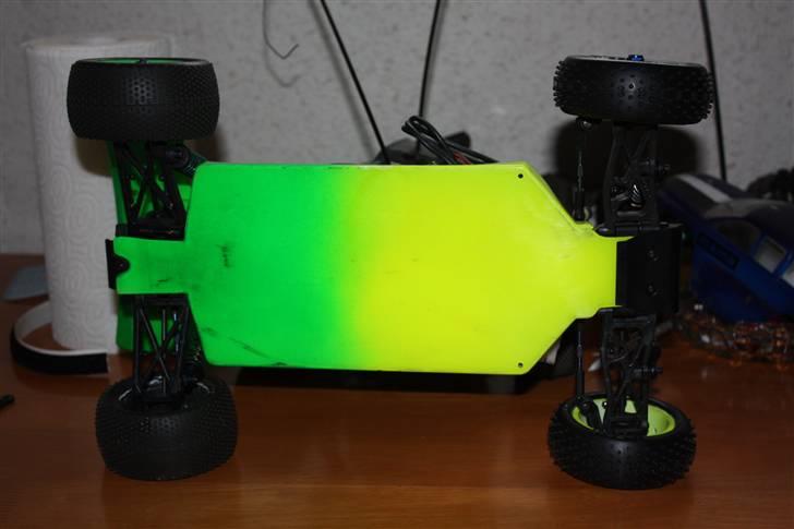 Buggy B44 Factory Team - Bund med ´beskyttels plast´ billede 8