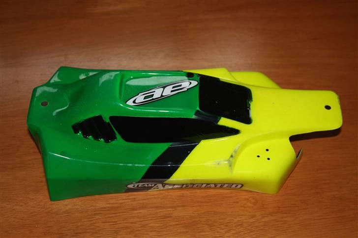 Buggy B44 Factory Team - org. karos, med 3 huller til ESC billede 9