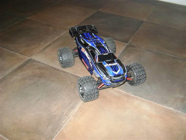 Off-Roader E-Revo 1/16 - Som bilen blev købt billede 2