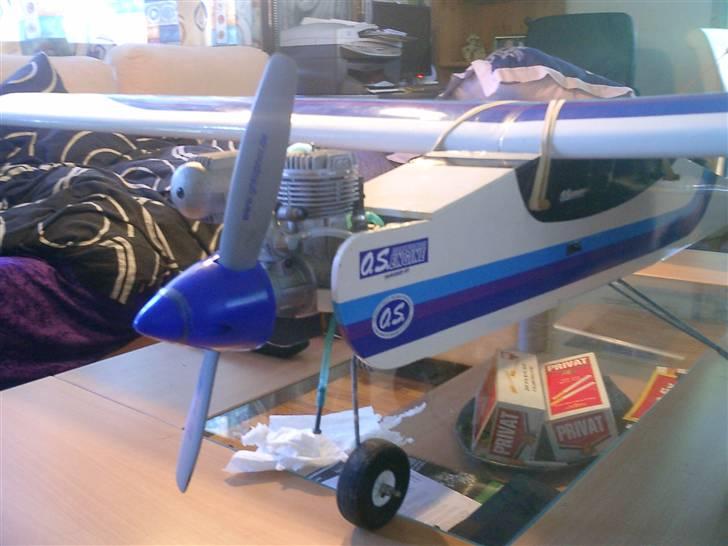 Fly groupner  Trainer 65  billede 1