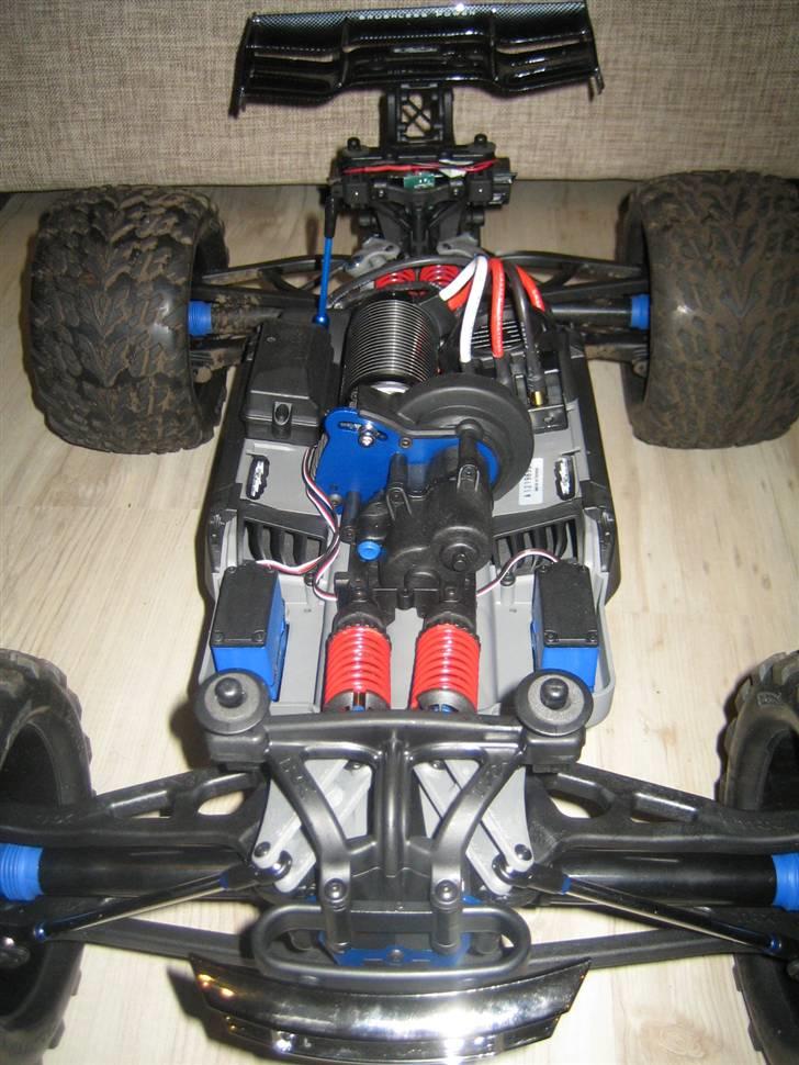 Truck E-Revo Brushless Edition billede 11