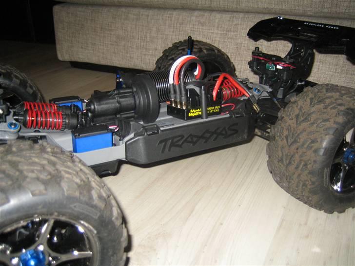 Truck E-Revo Brushless Edition billede 12